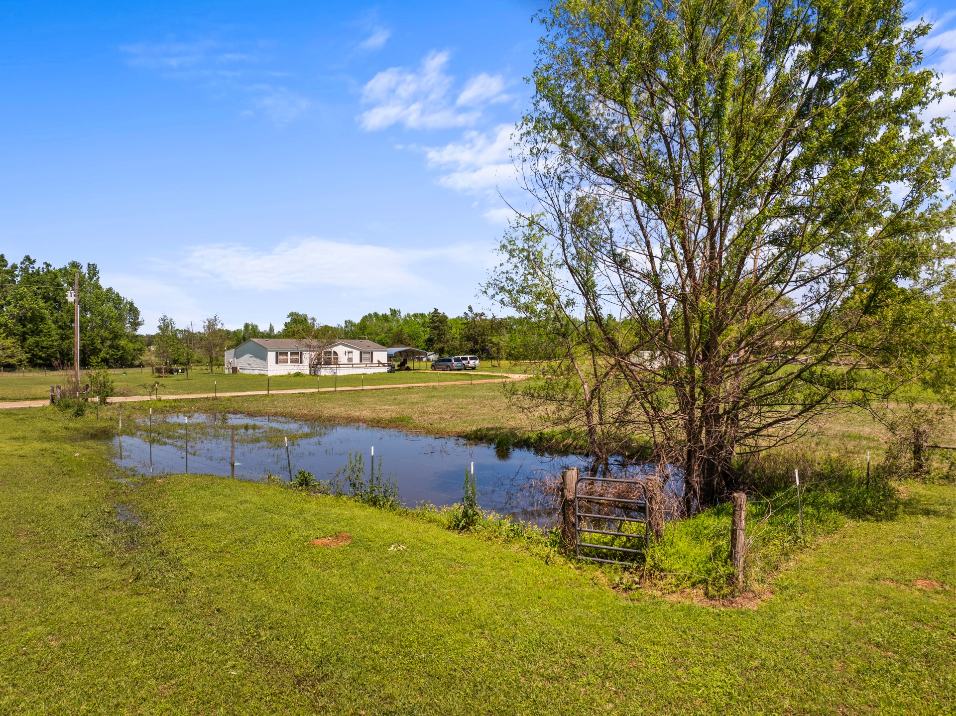 688 County Road 4810