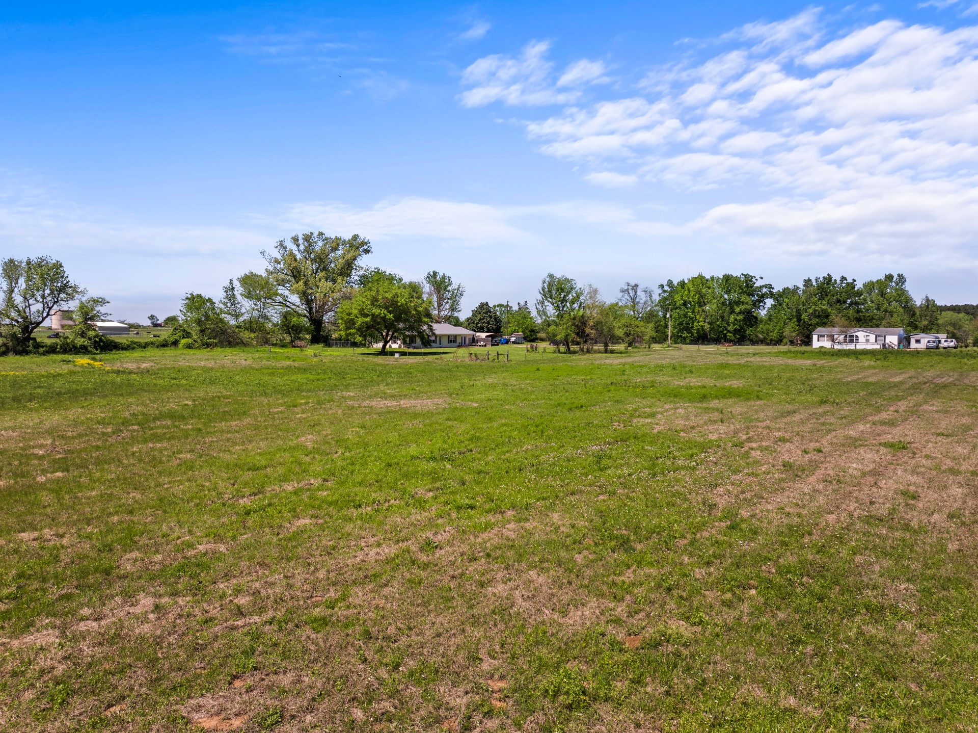 688 County Road 4810