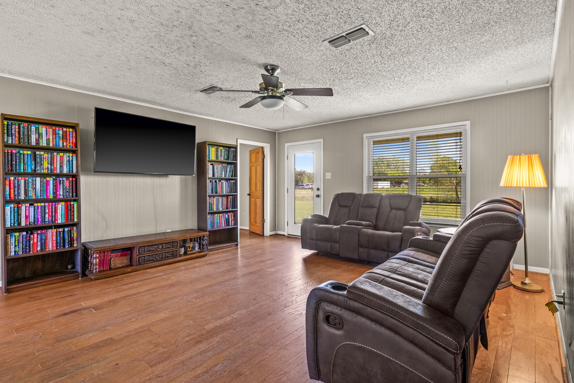 688 County Road 4810