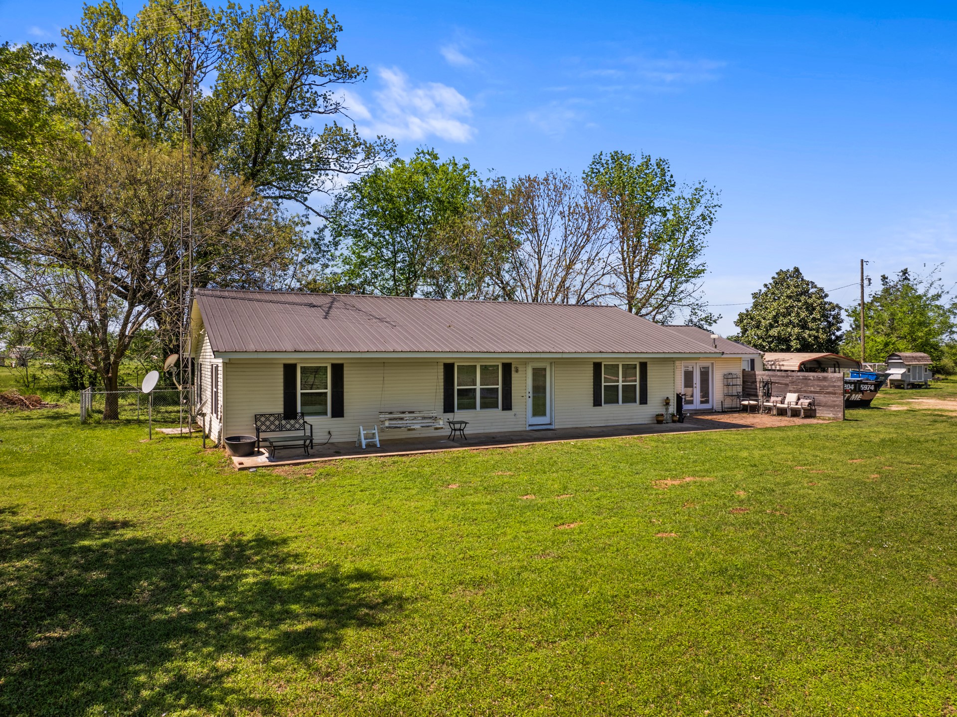 688 County Road 4810