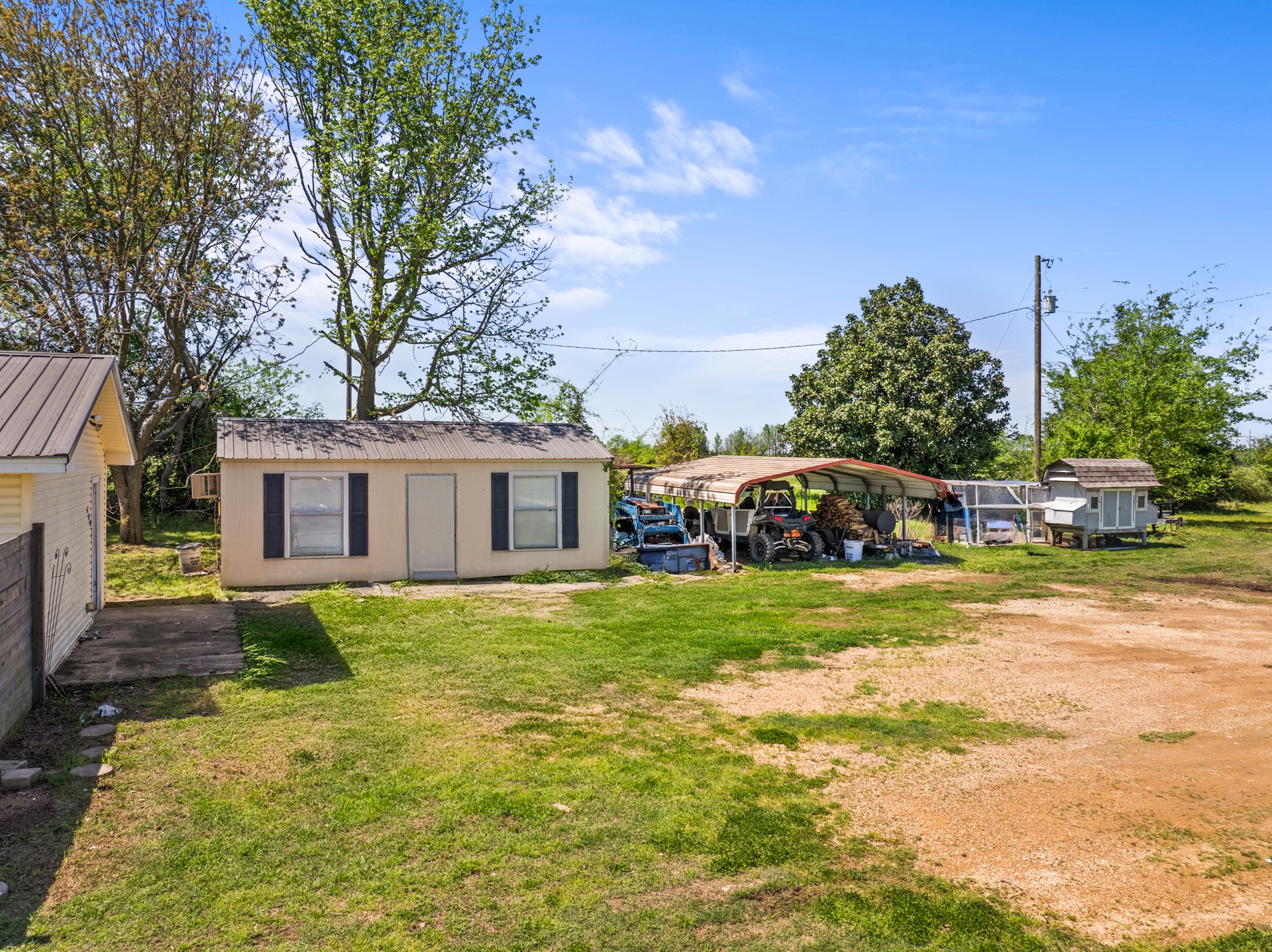 688 County Road 4810