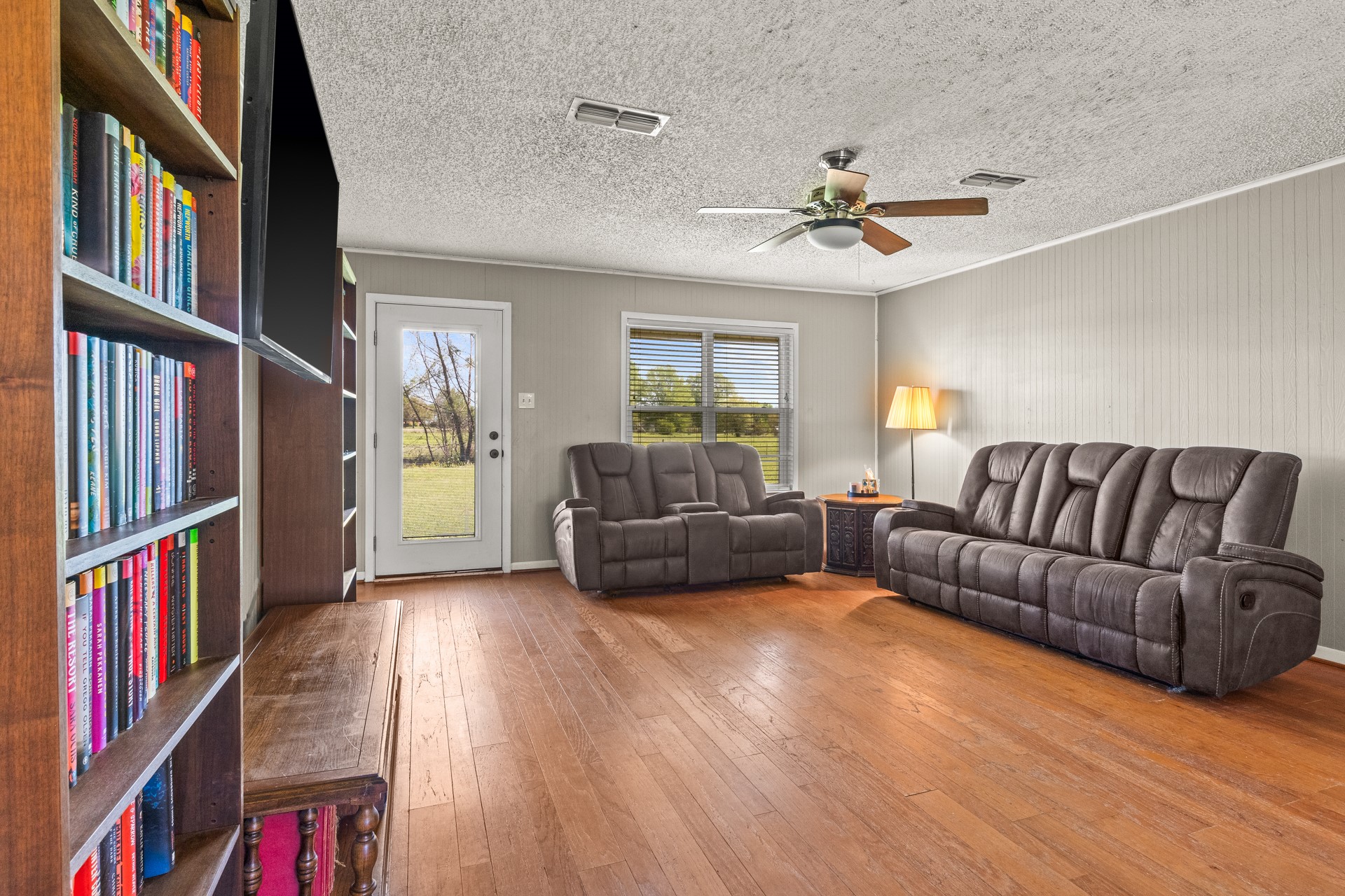 688 County Road 4810