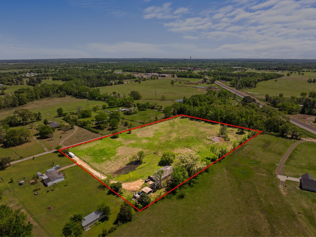 688 County Road 4810