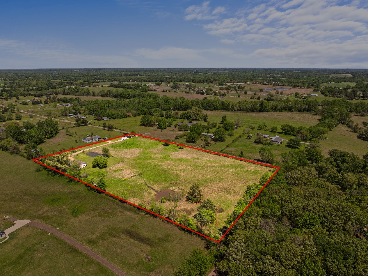 688 County Road 4810