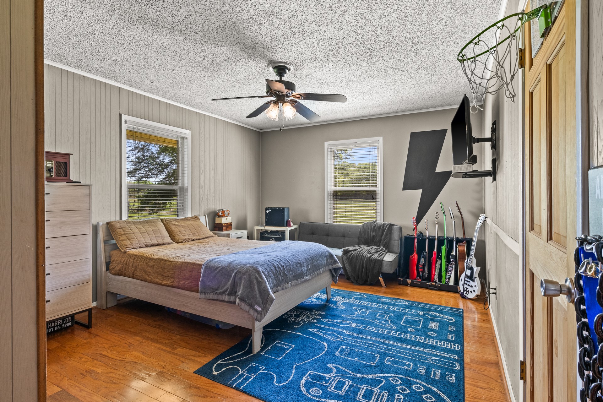 688 County Road 4810