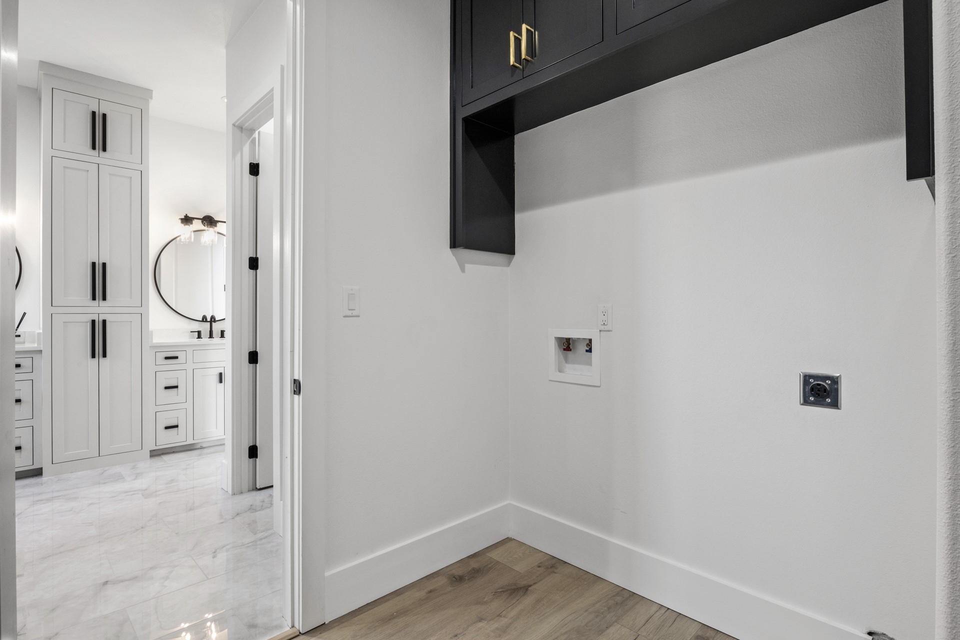 126 Private Road 2712