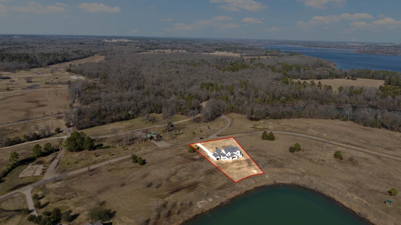 126 Private Road 2712