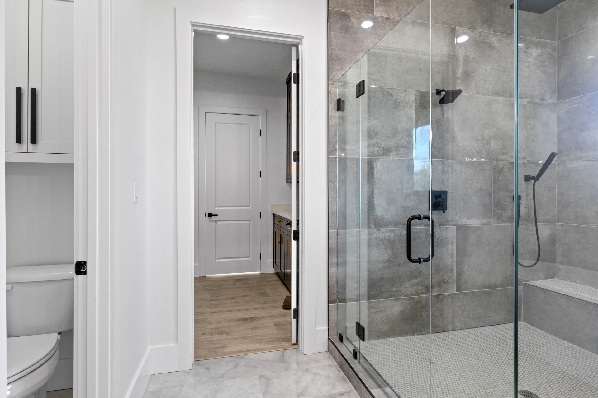 126 Private Road 2712