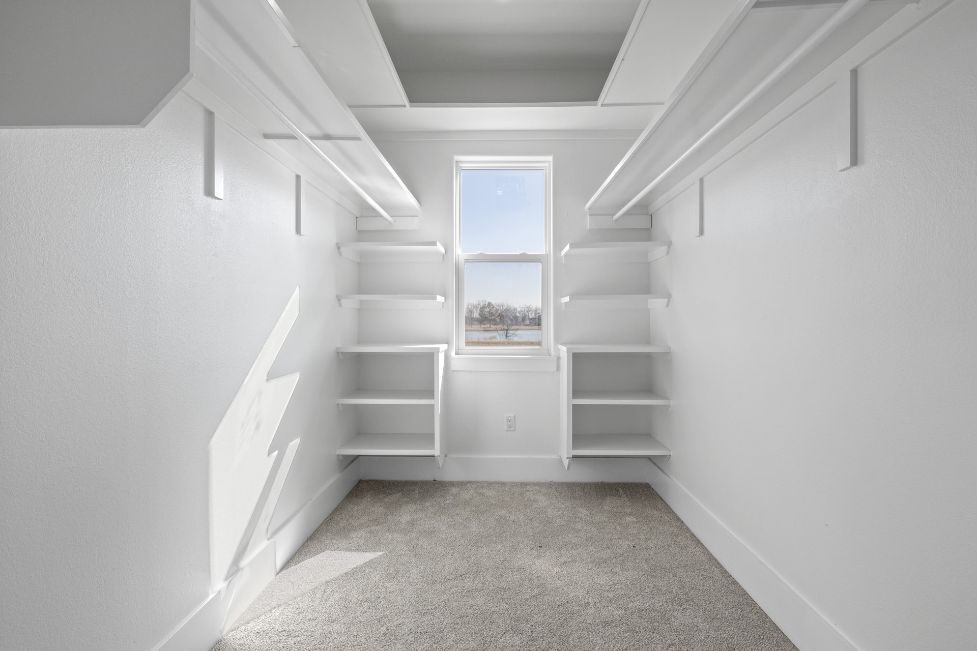126 Private Road 2712