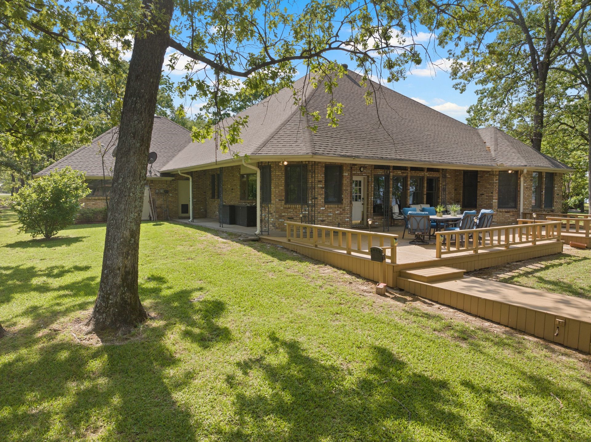 520 Private Road 5517