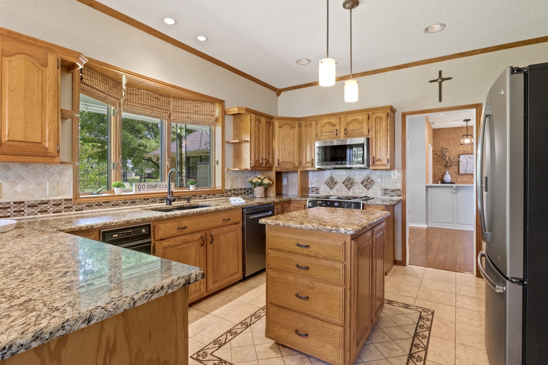 520 Private Road 5517