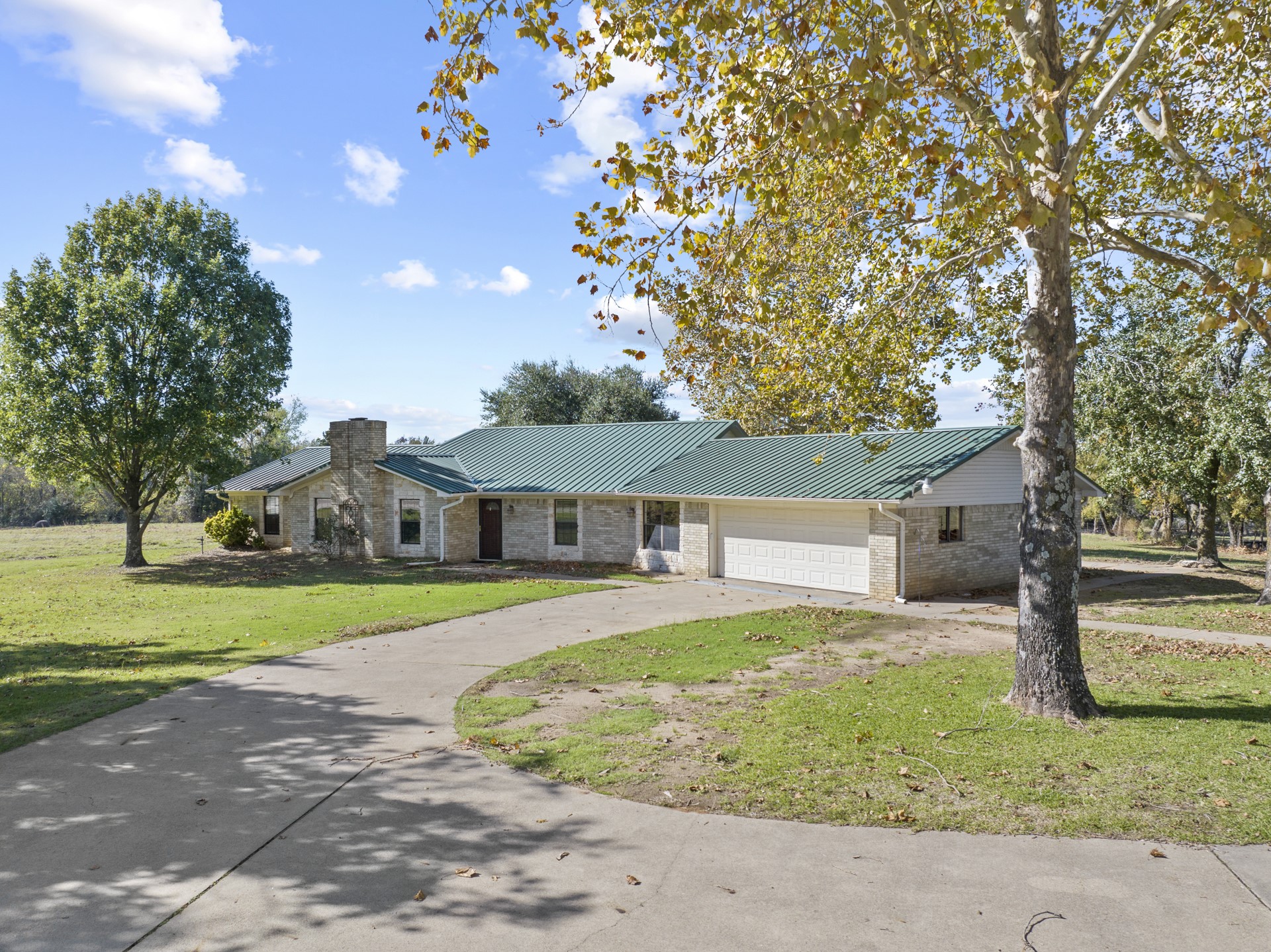 2480 Hwy 37
