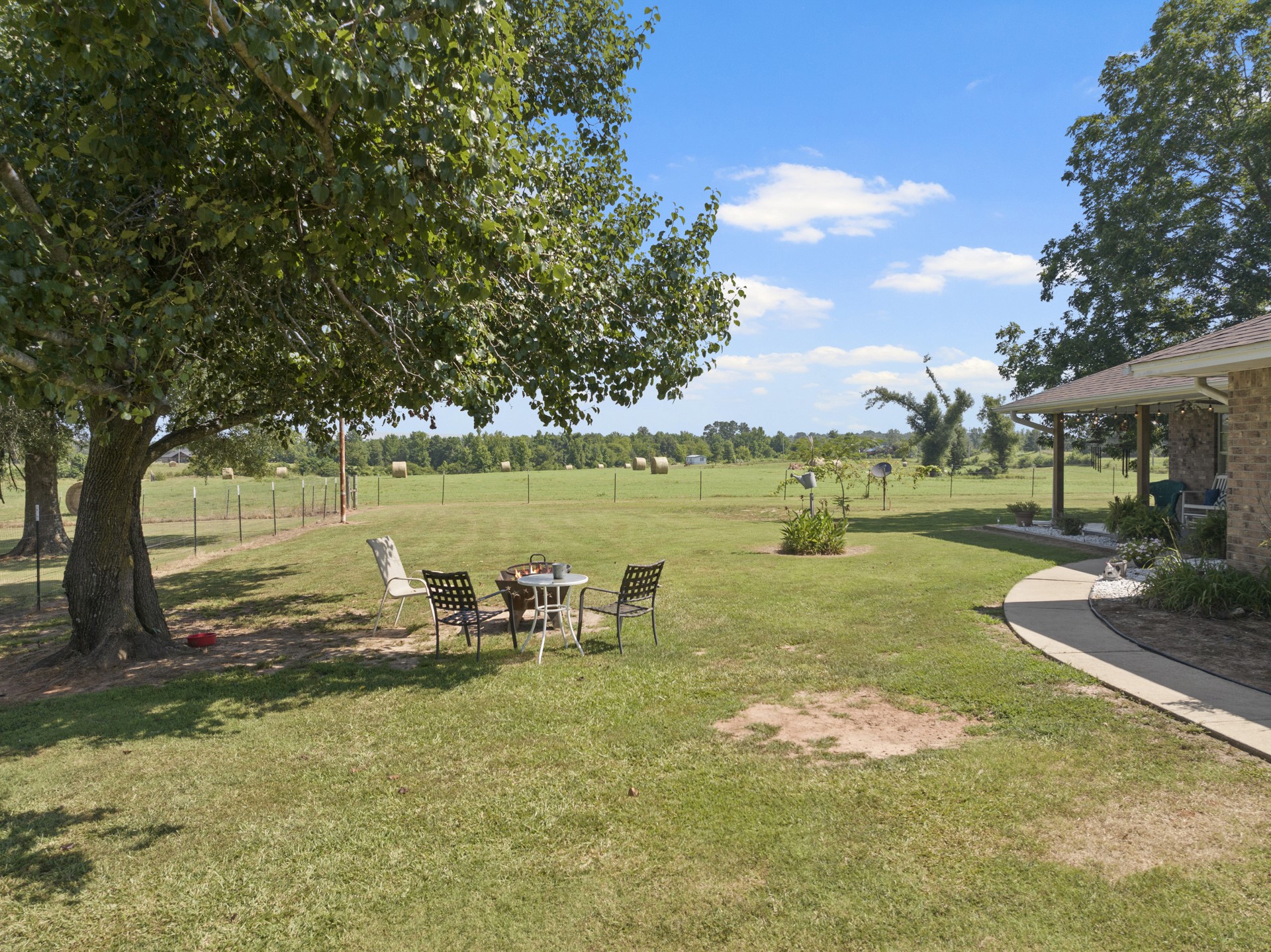 3076 Hwy 338