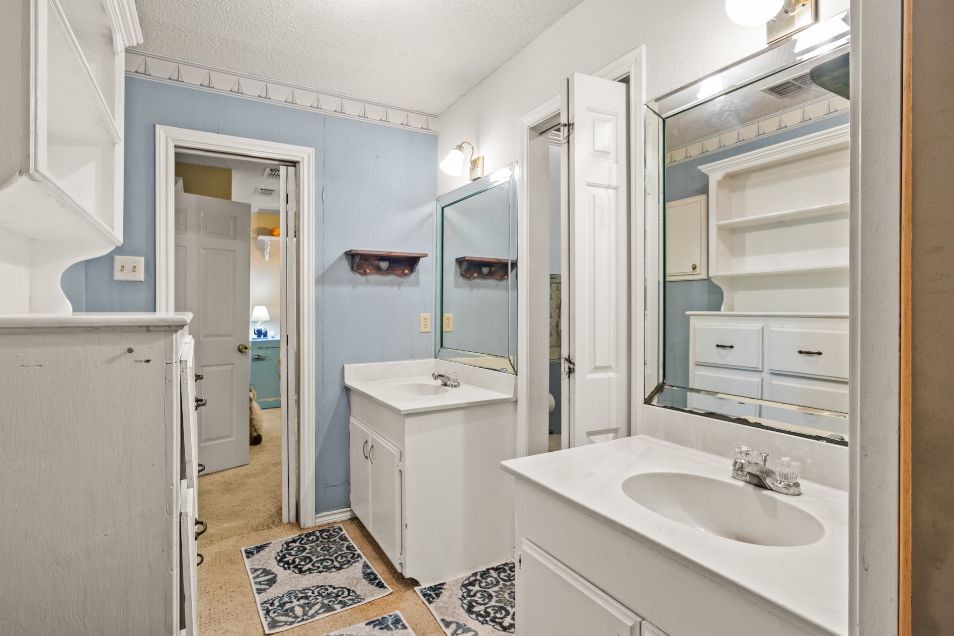 351 Private Road 8572
