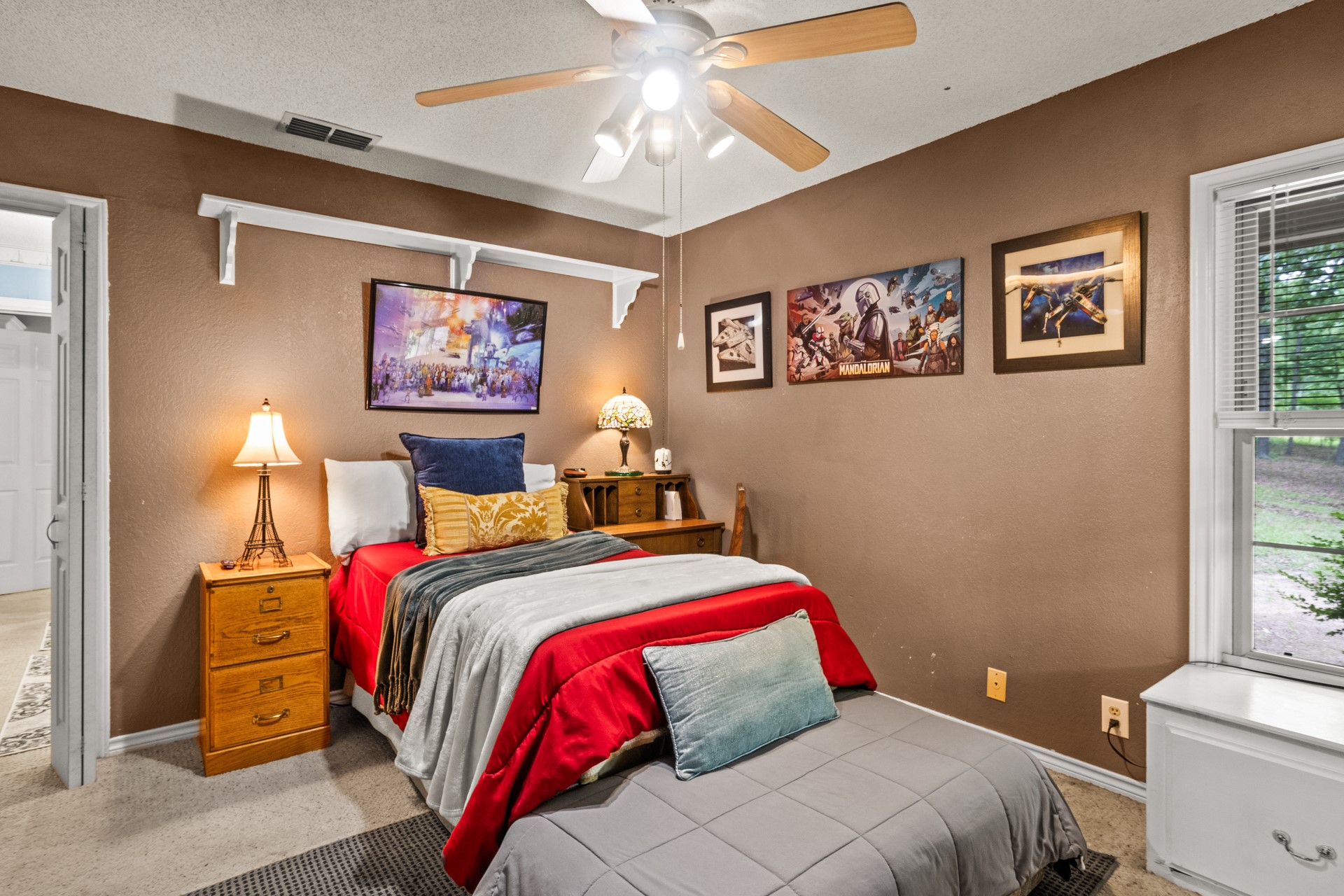 351 Private Road 8572