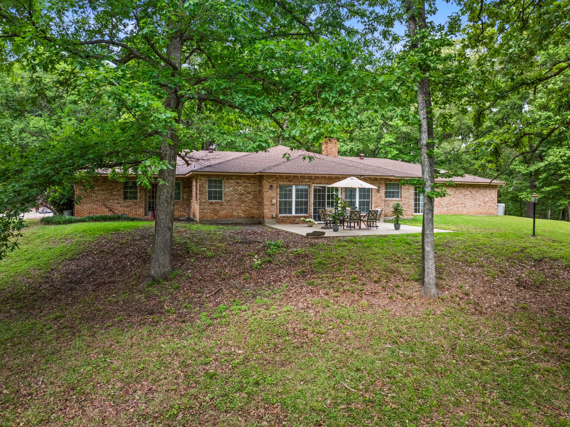 351 Private Road 8572