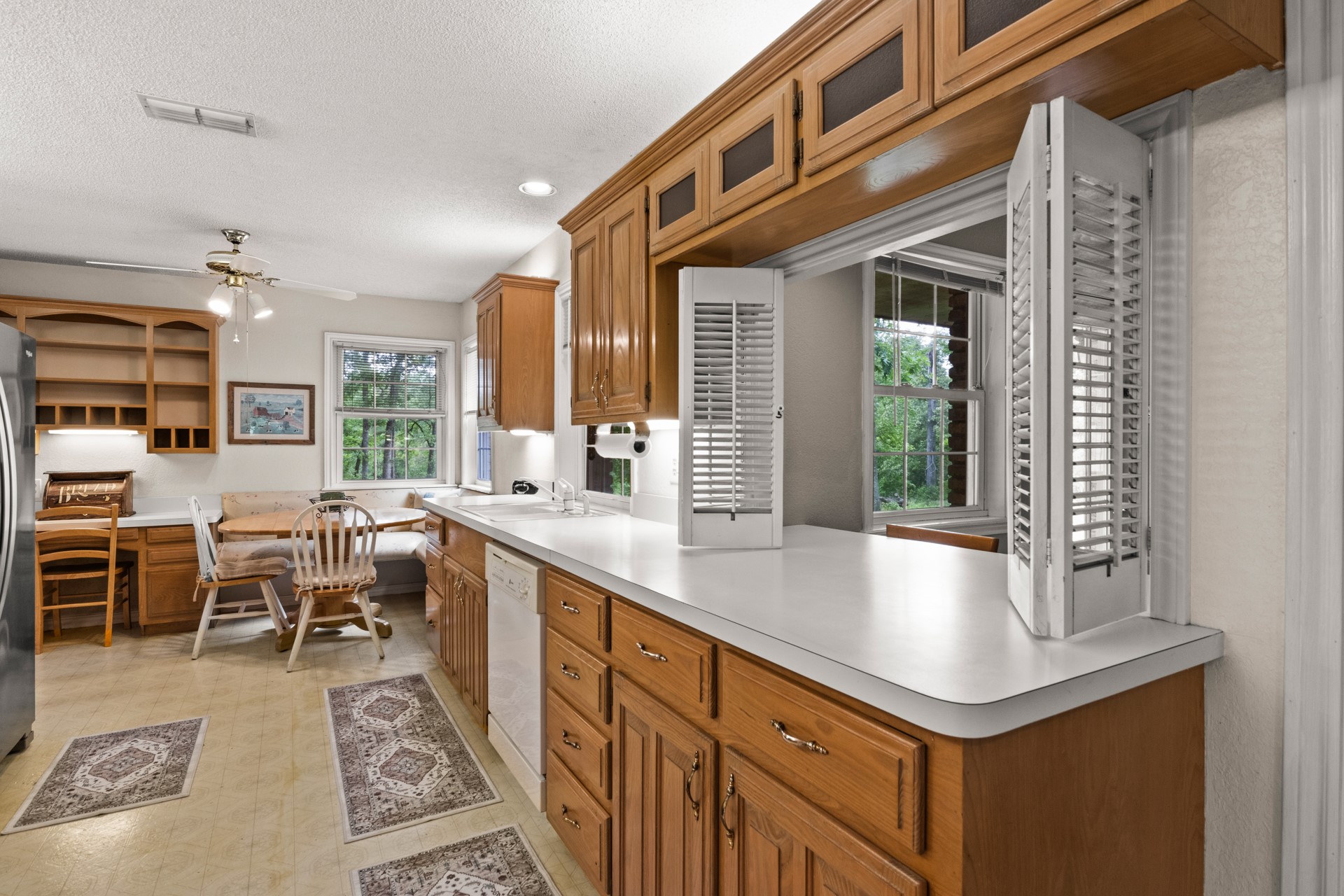 351 Private Road 8572