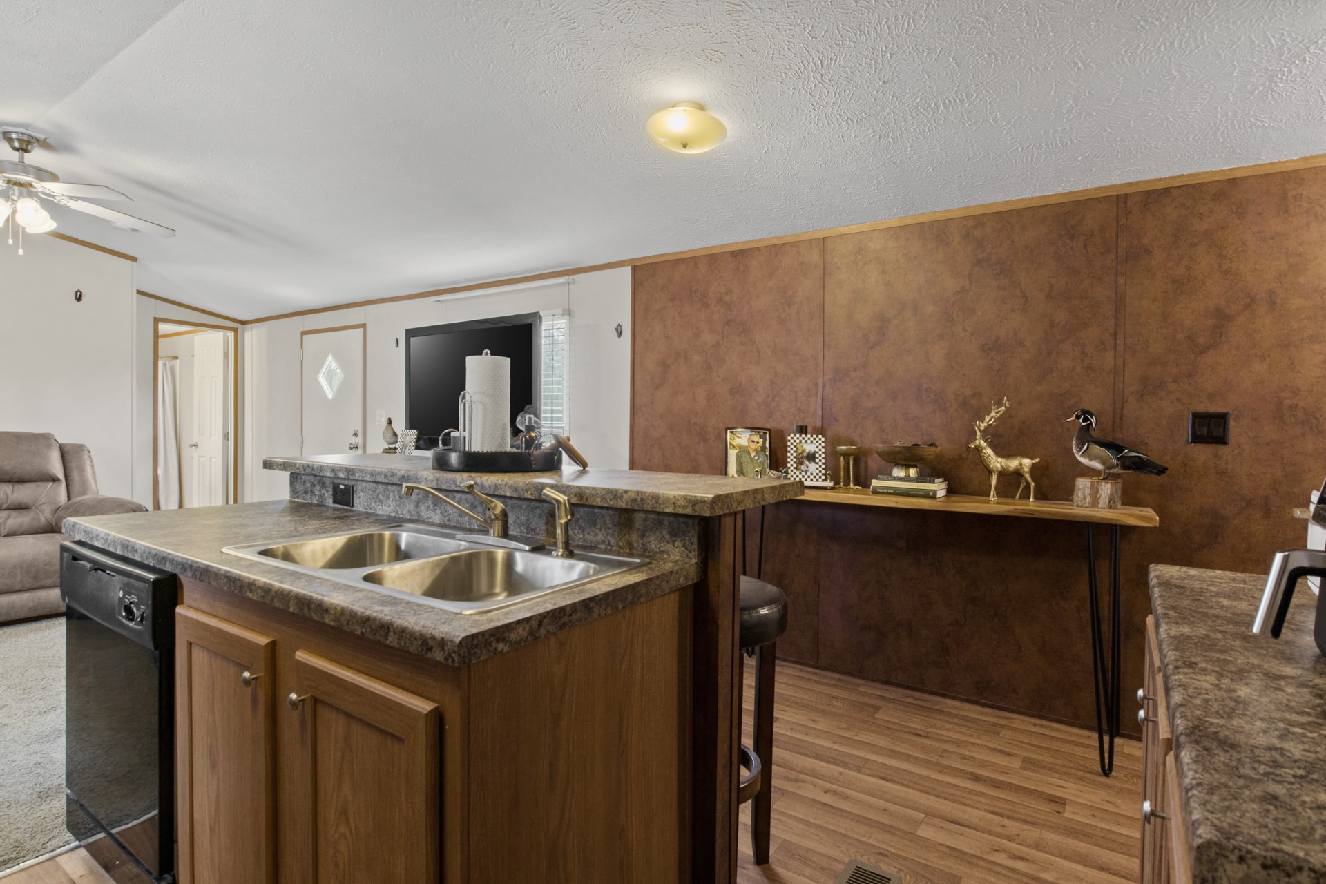 374 County Road 1110