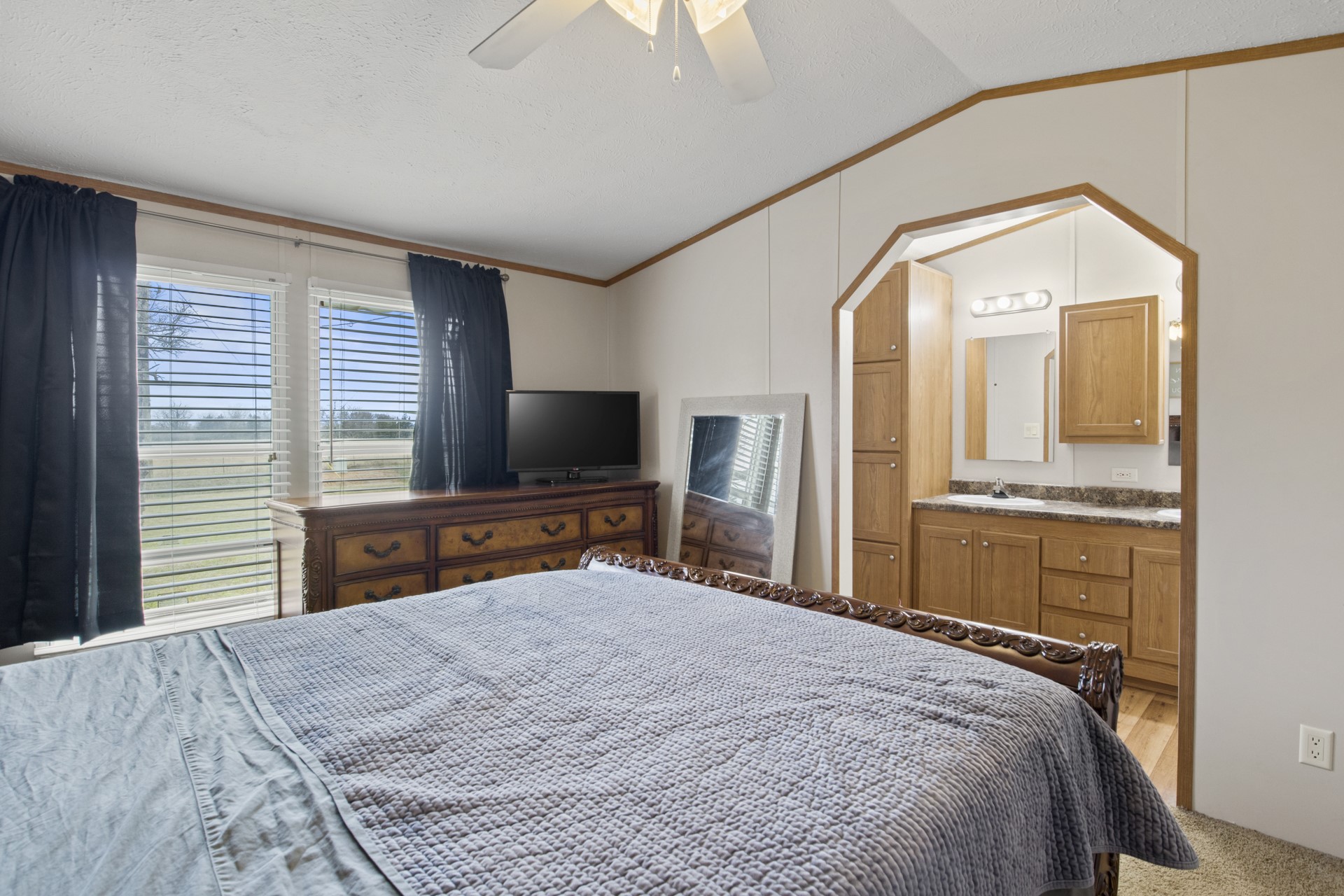 374 County Road 1110