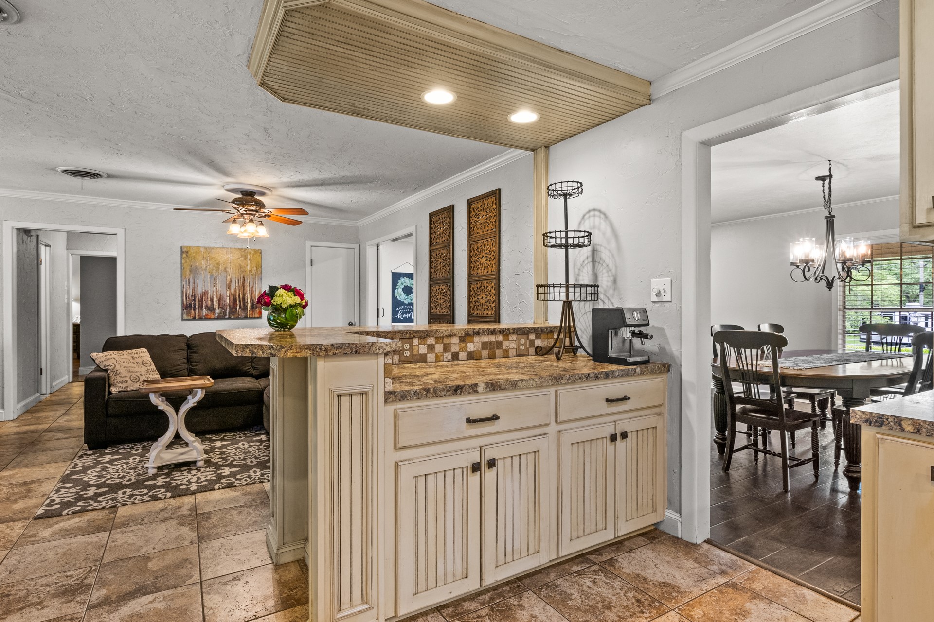 306 Dellwood Drive