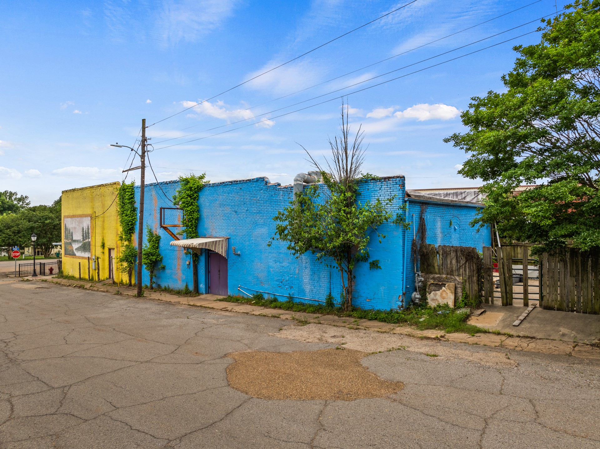 100 E MAIN