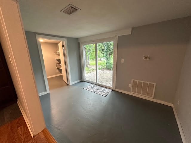 405 Walnut Street