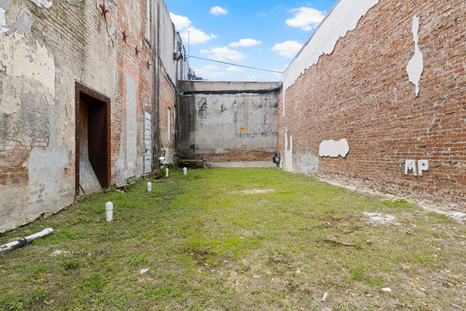 207 & 209 N Jefferson Avenue