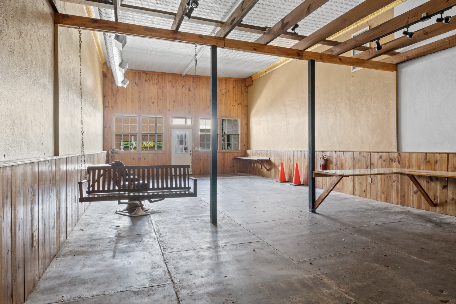 207 & 209 N Jefferson Avenue