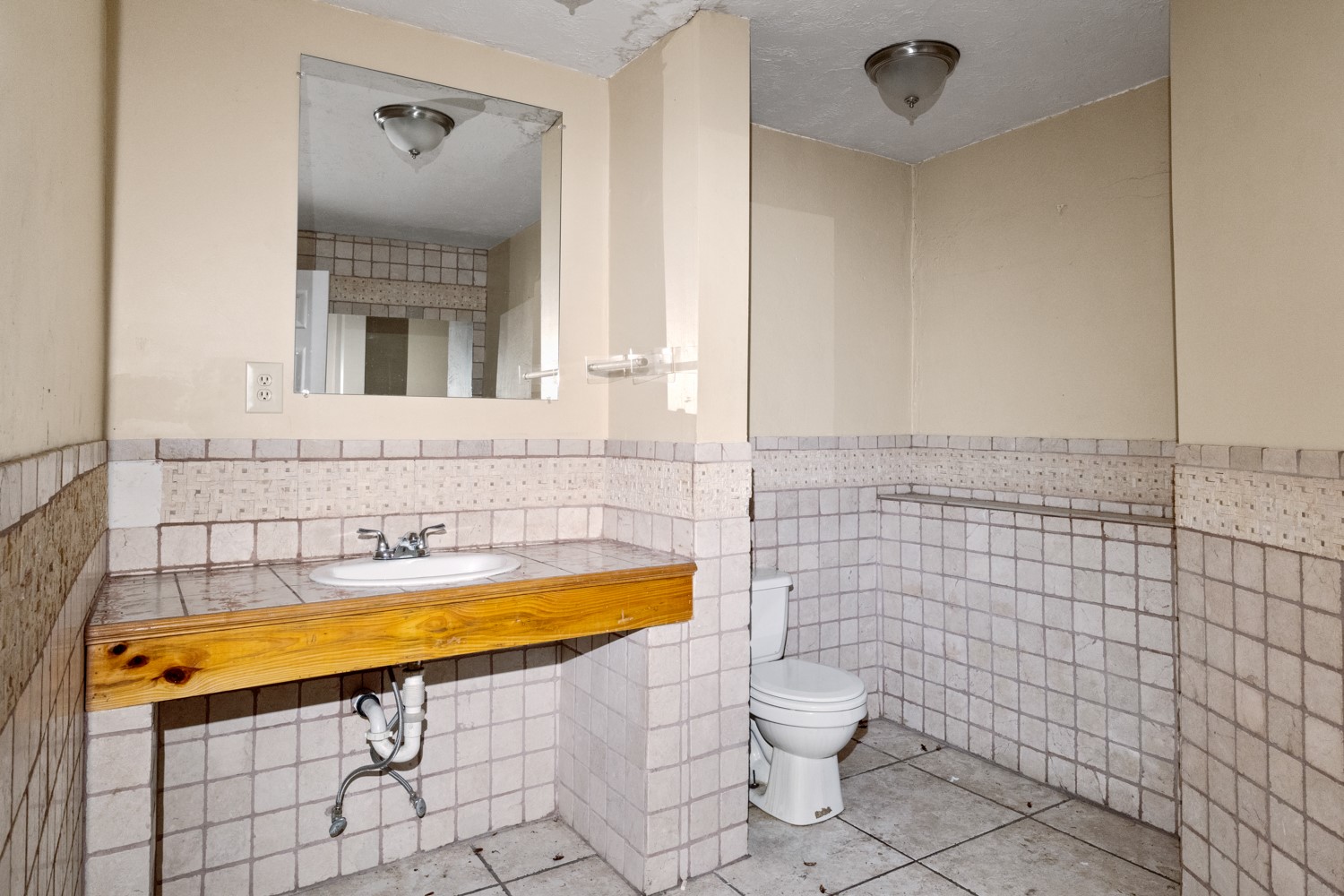 207 & 209 N Jefferson Avenue