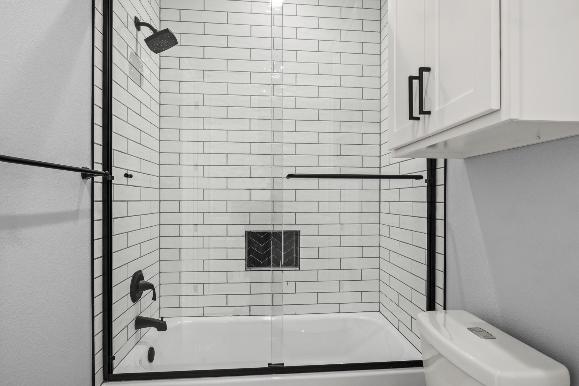 1013 Silver Lake Circle