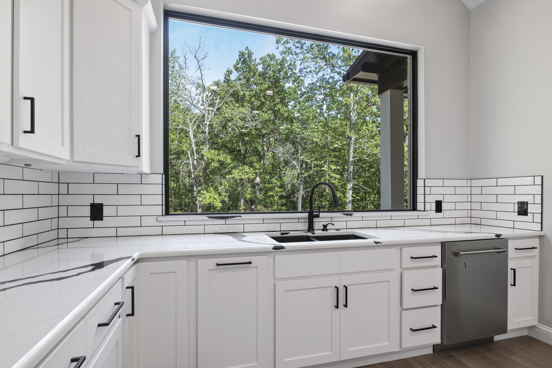 1013 Silver Lake Circle