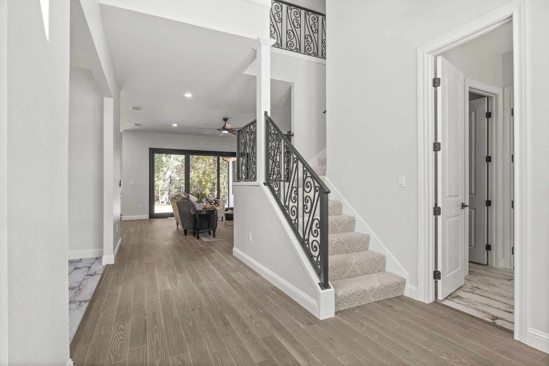 1013 Silver Lake Circle