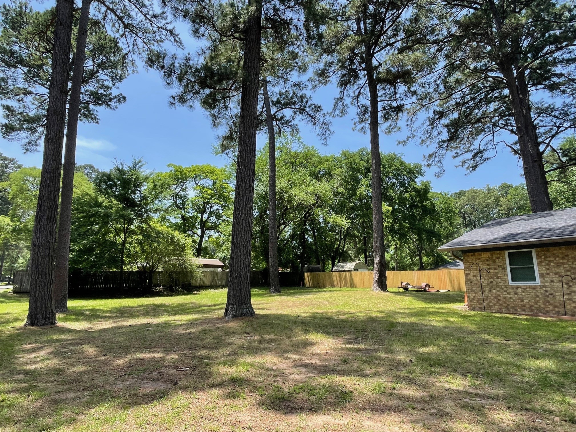 4054 Lakeshore Drive