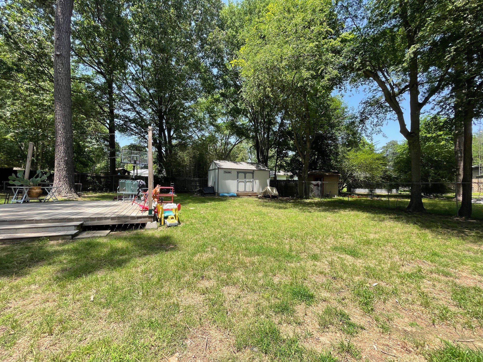 4054 Lakeshore Drive