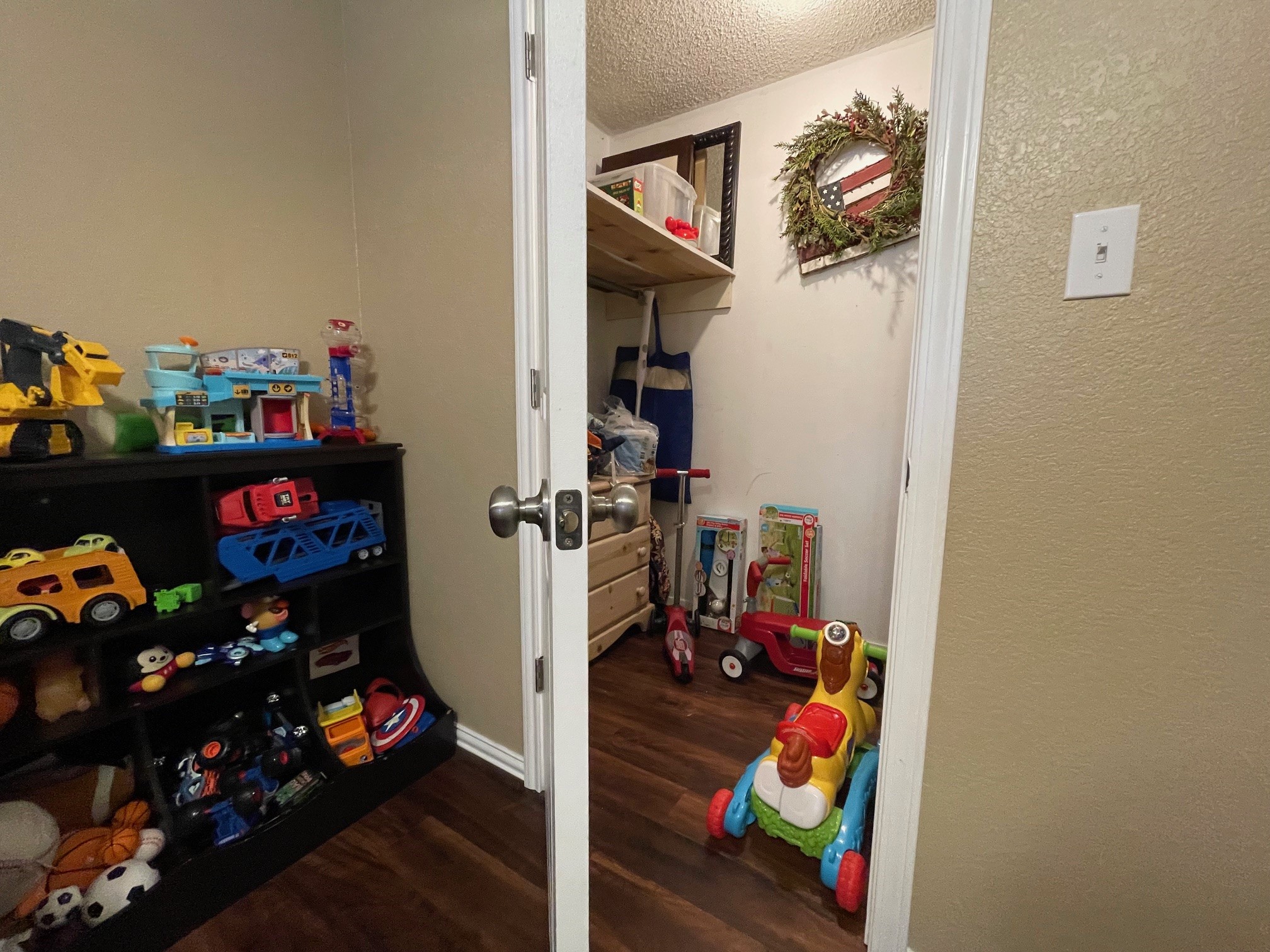 4054 Lakeshore Drive