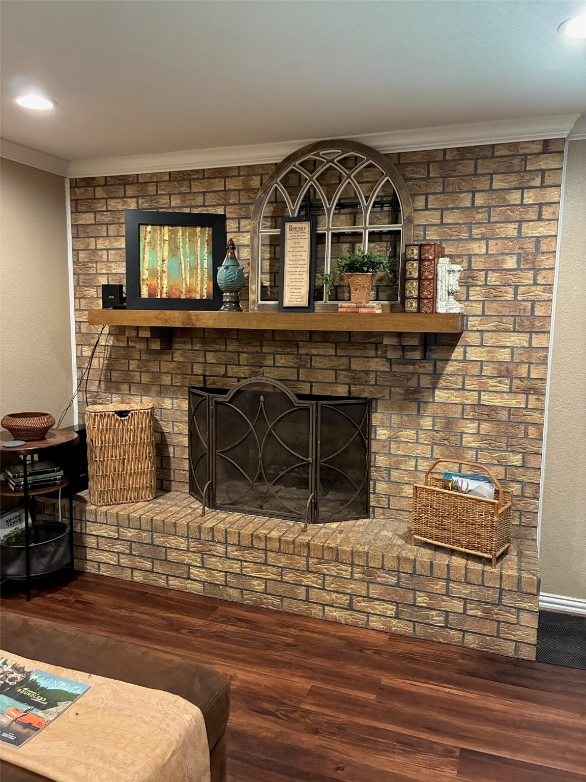 4054 Lakeshore Drive