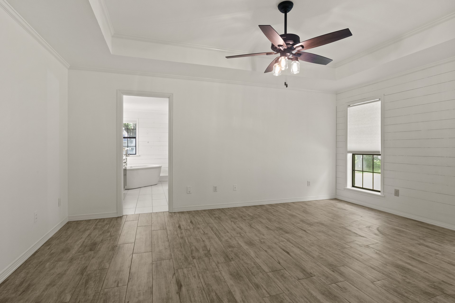 2713 Sleepy Hollow