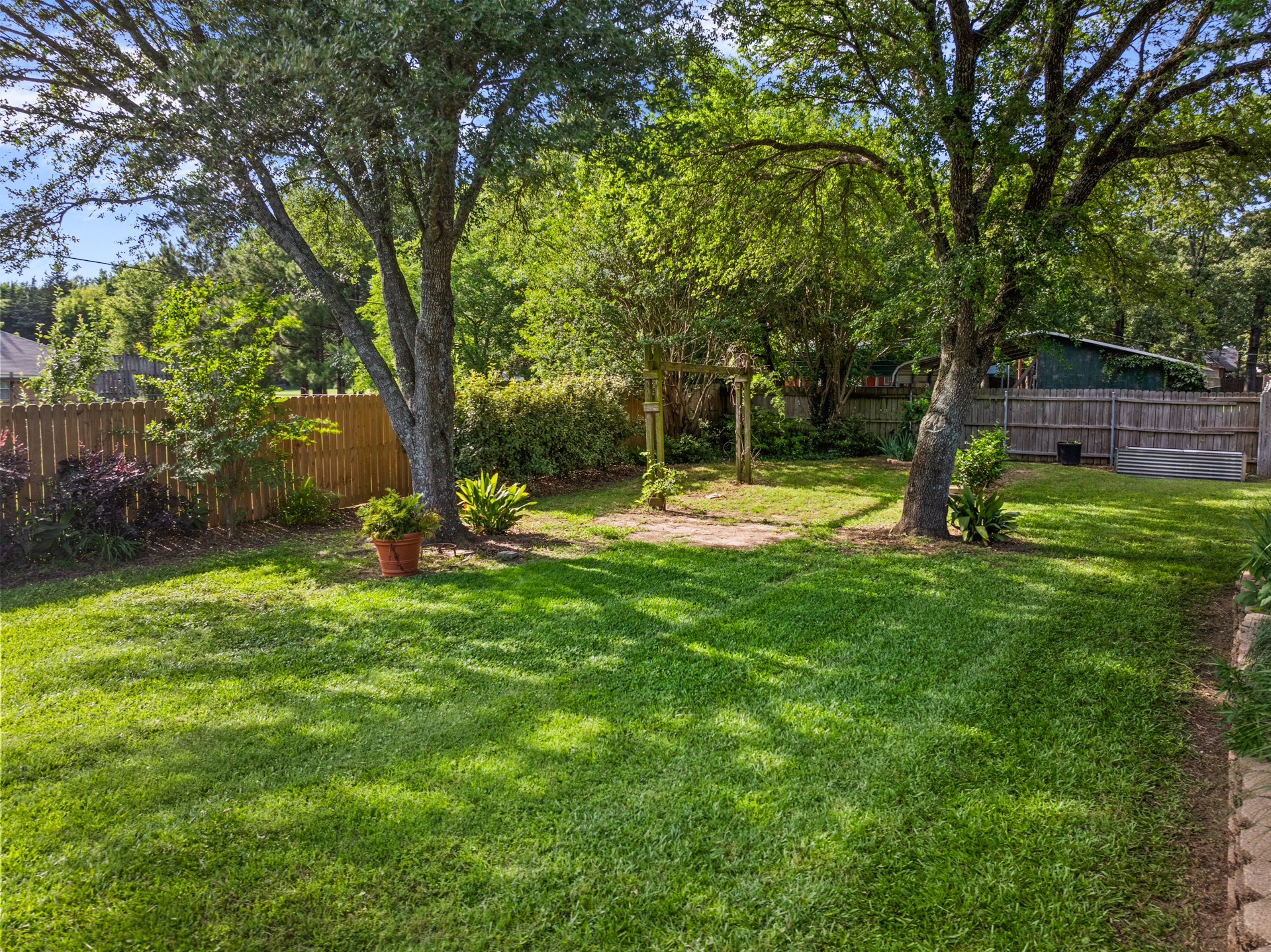 2713 Sleepy Hollow
