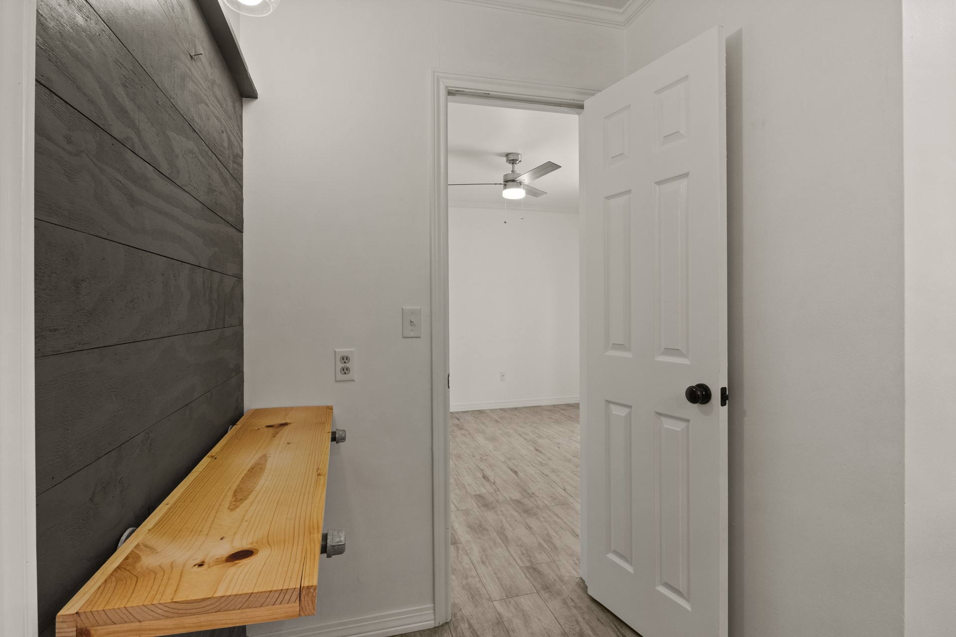 2713 Sleepy Hollow