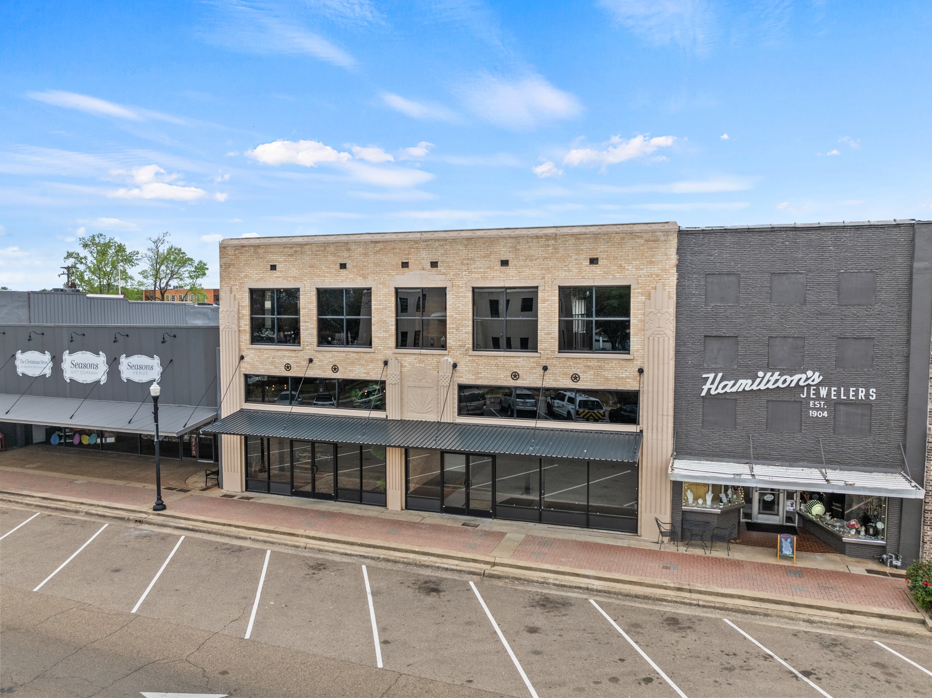 112 W 2nd Street