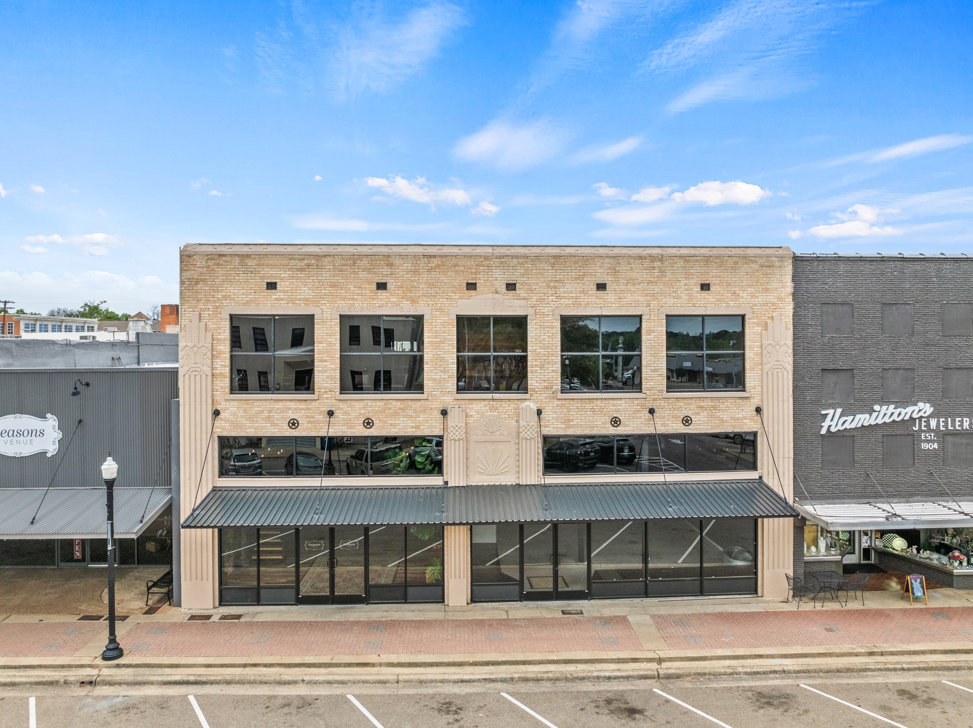 112 W 2nd Street