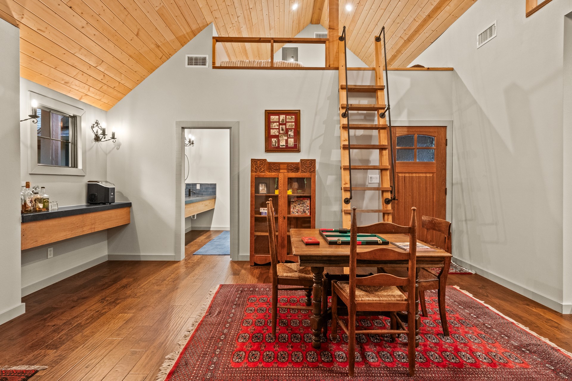 1509 Panther Creek Pass