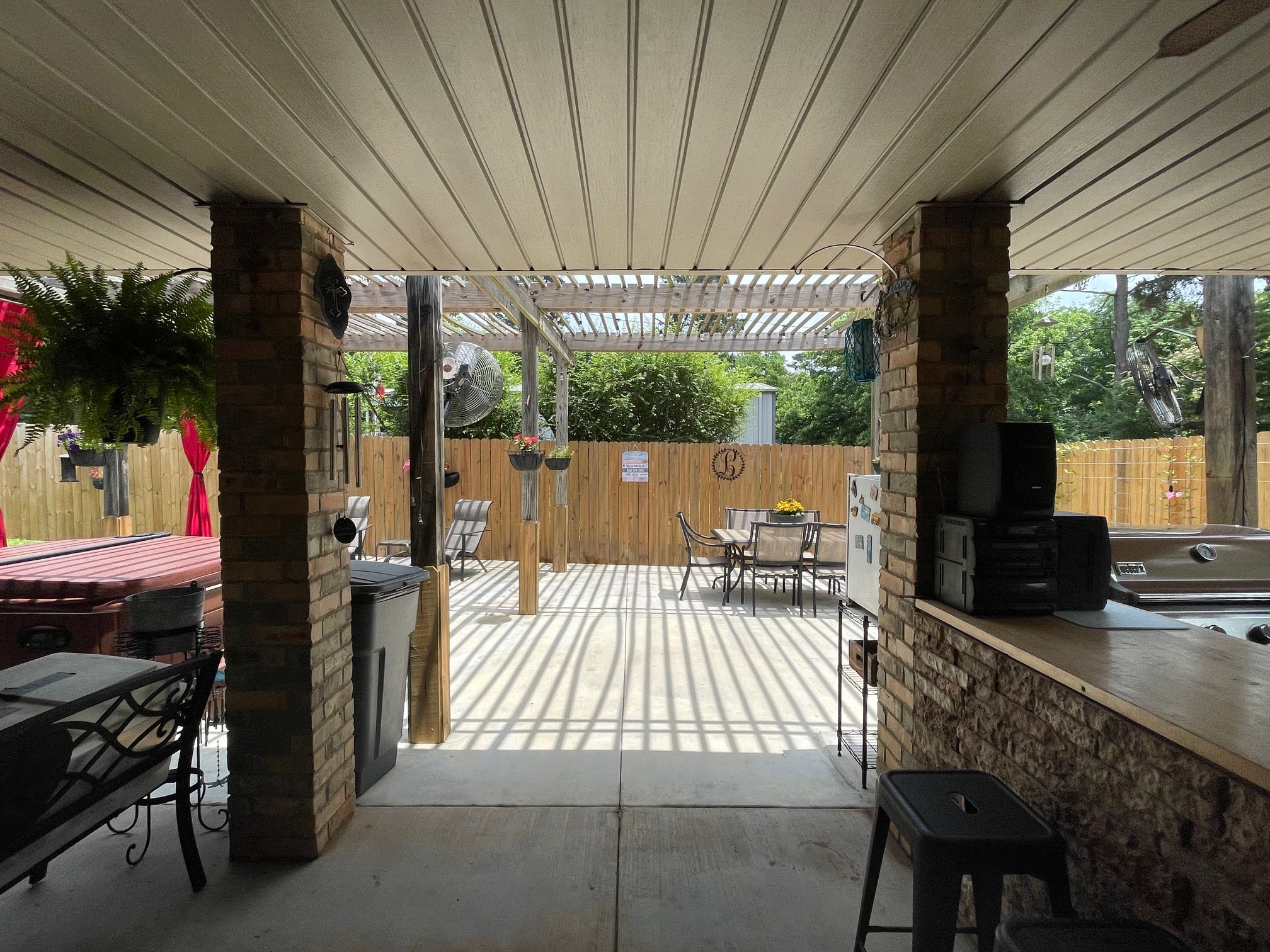 102 Dogwood Circle