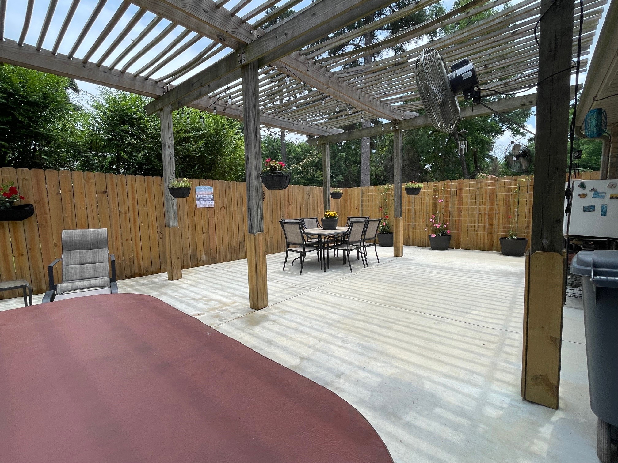 102 Dogwood Circle