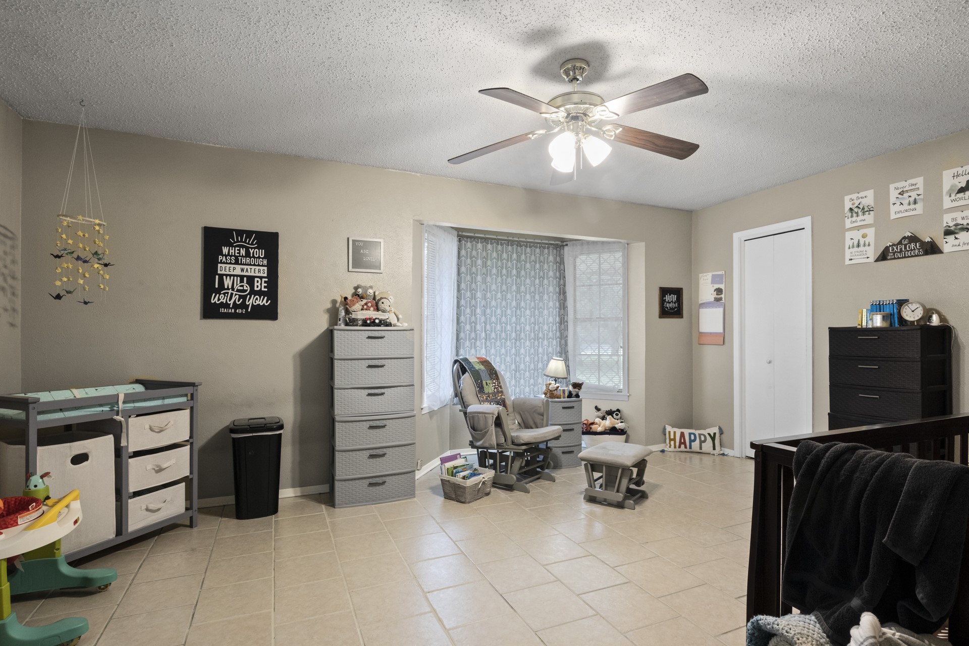 5161 N Highway 271