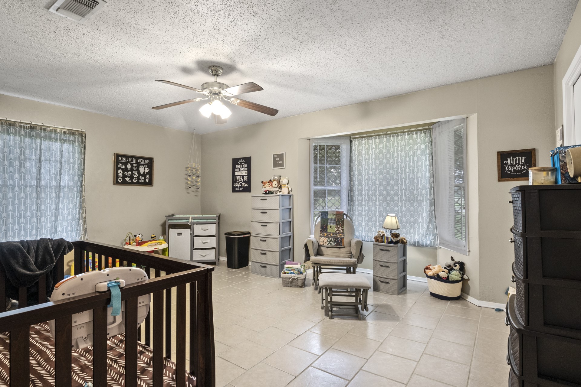 5161 N Highway 271