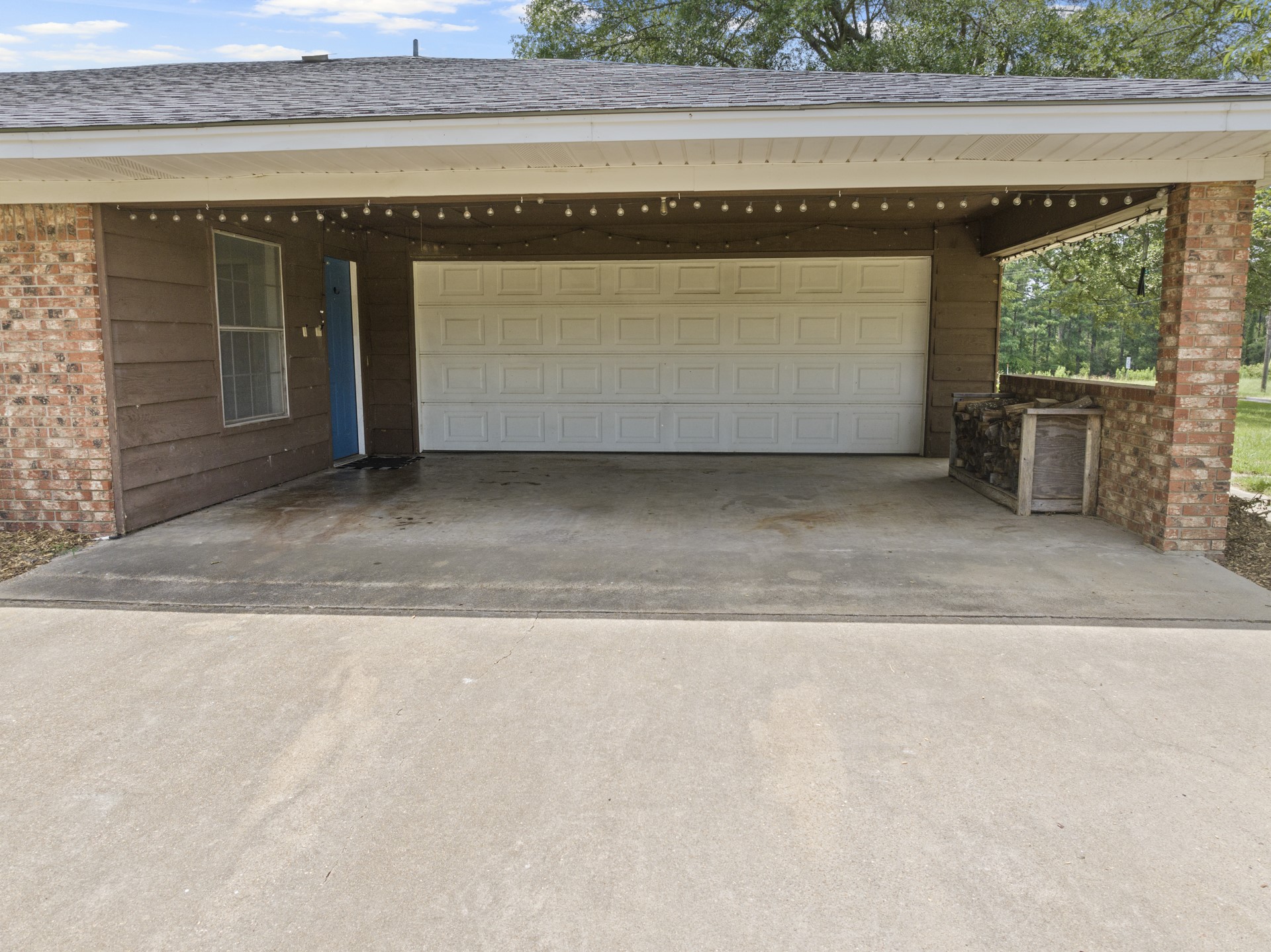 5161 N Highway 271
