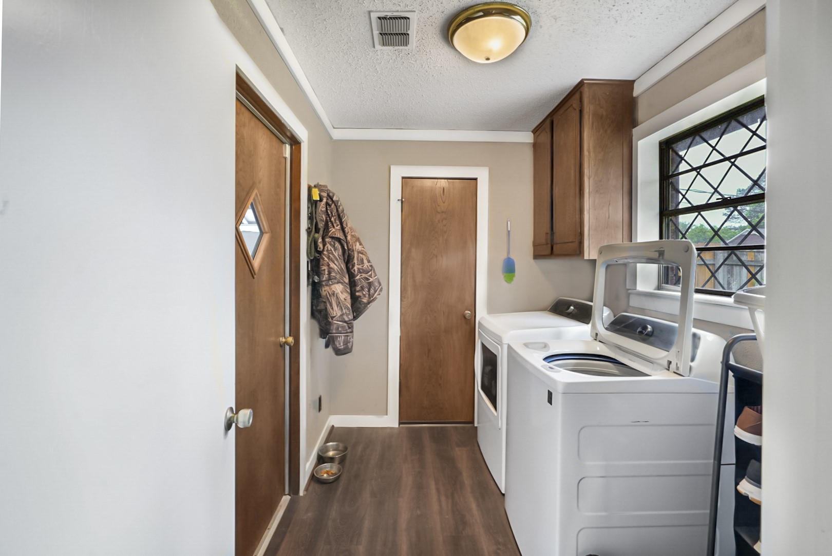 1045 County Road 3210