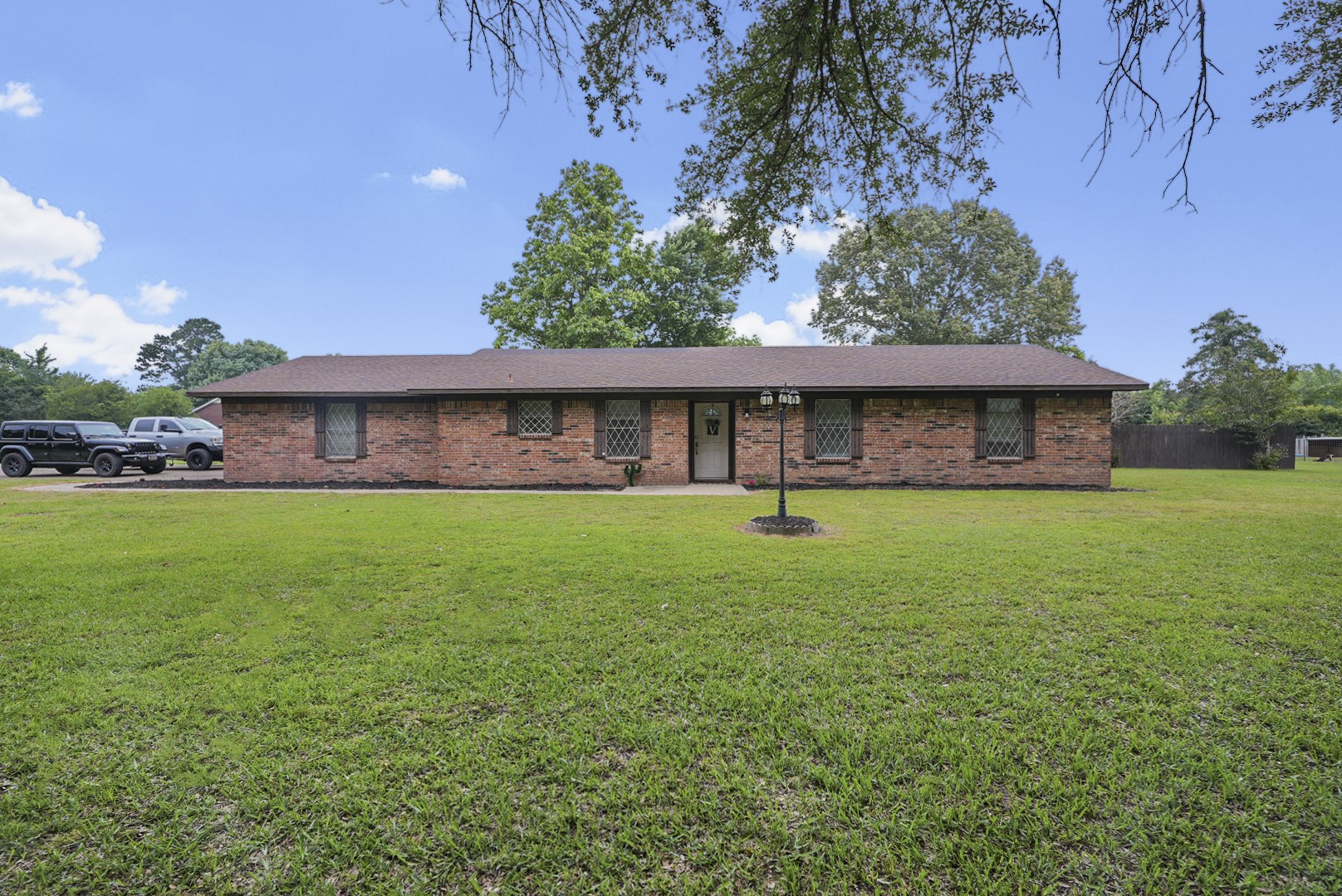 1045 County Road 3210