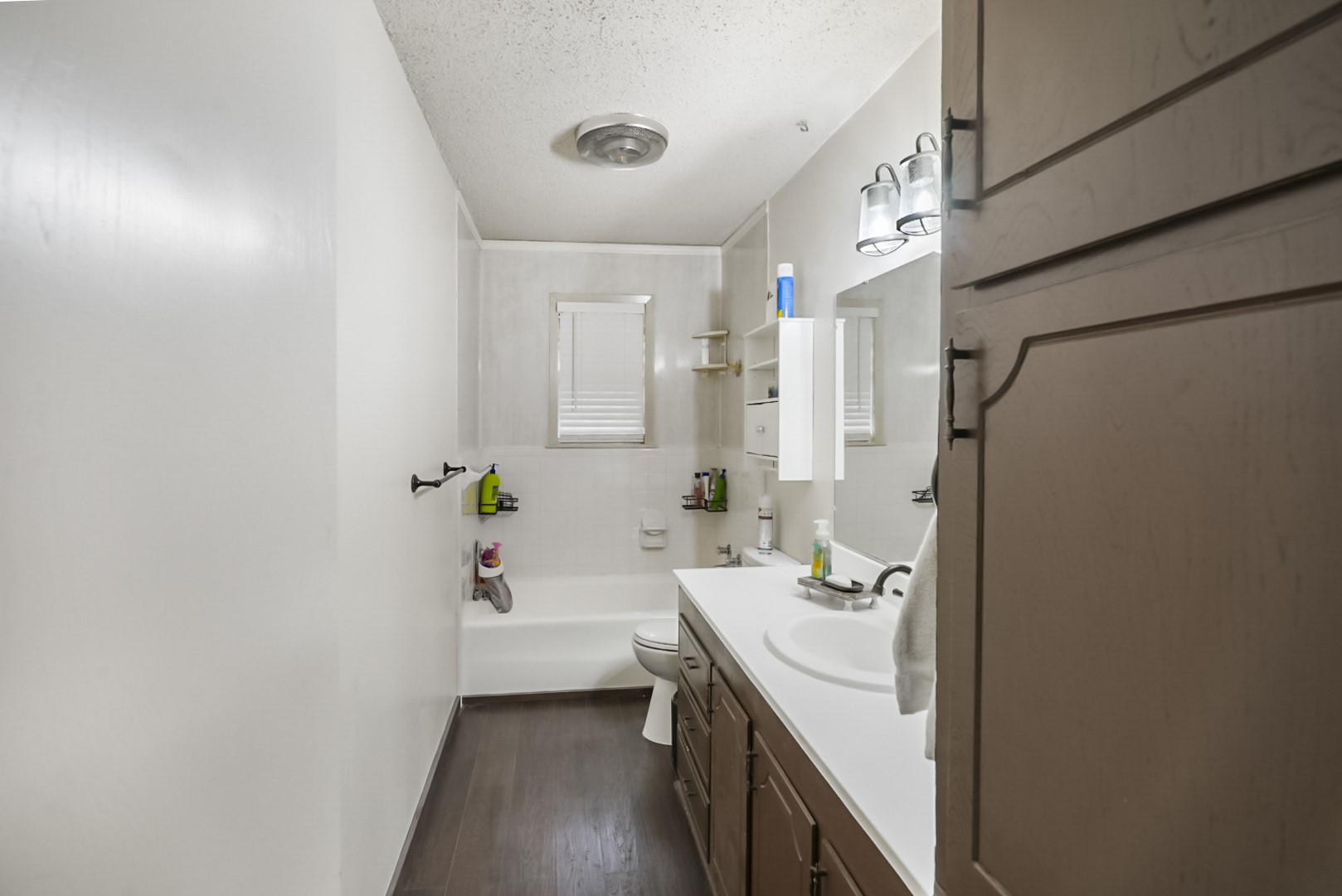 1045 County Road 3210